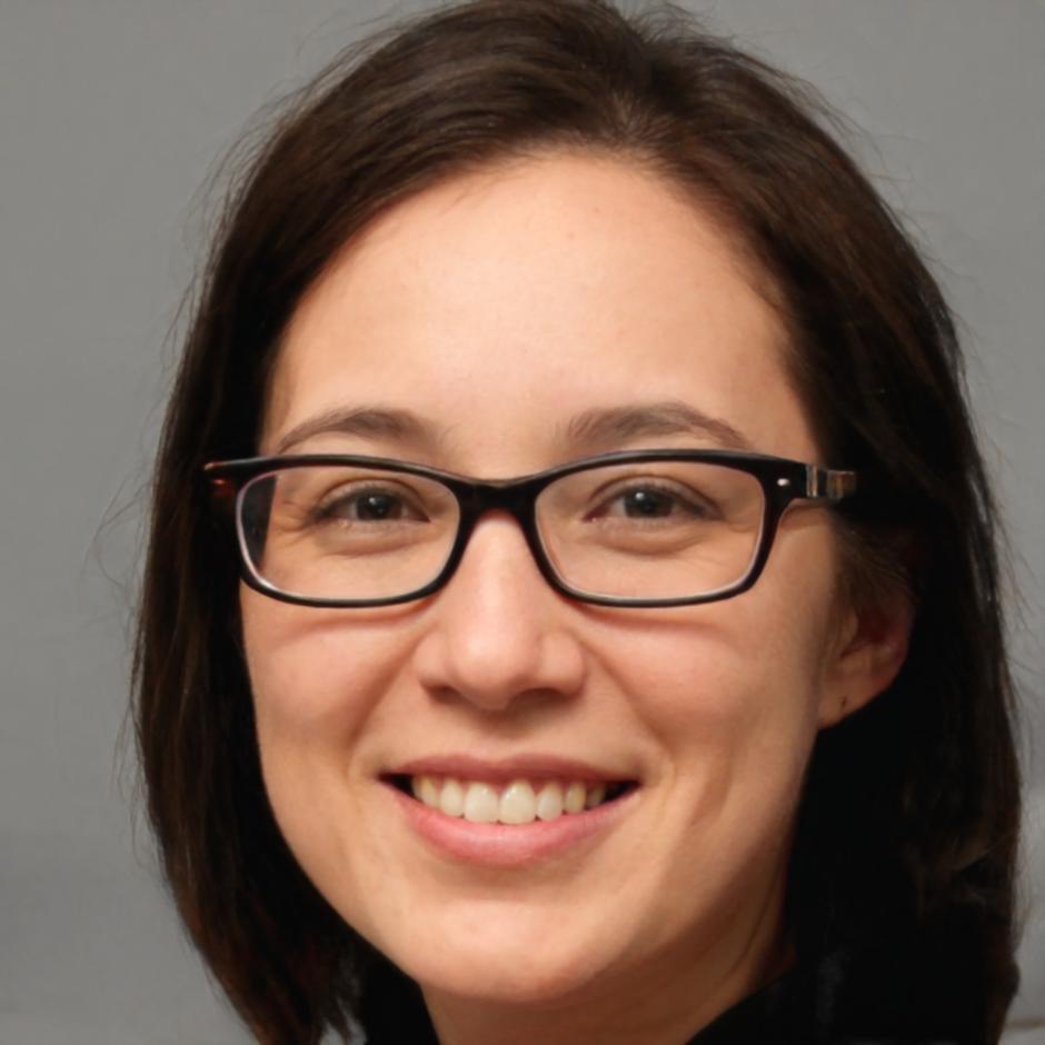 Portrait of Isadora Kellner, Risk Modeling Lead
